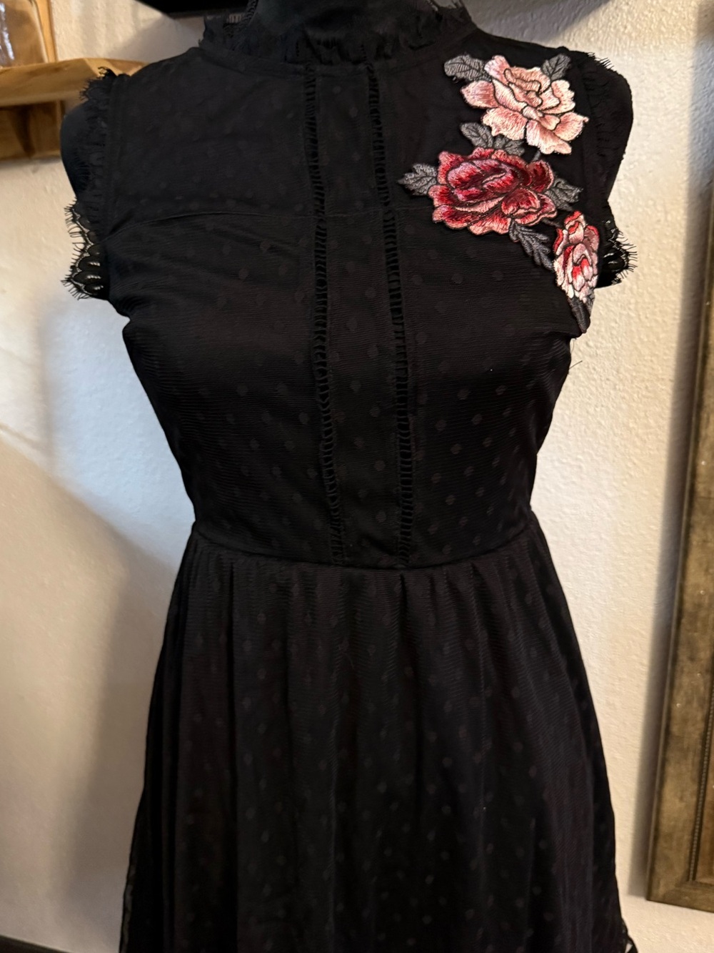 Lots of Love by Speechless Lace Rose Mesh Mini Dress Black🥀•Size M•